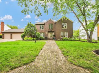 2706 N Salisbury Ct, Champaign, IL 61821