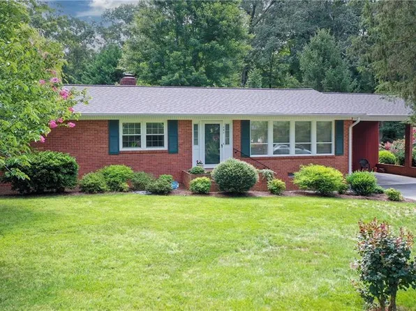 580 Westoak Trl, Winston Salem, NC 27104