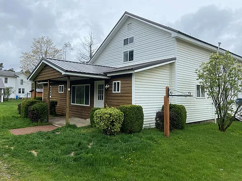 4659 Forest Rd Photo 1