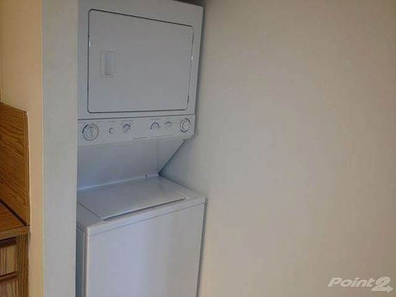 6624 via regina.jpg3