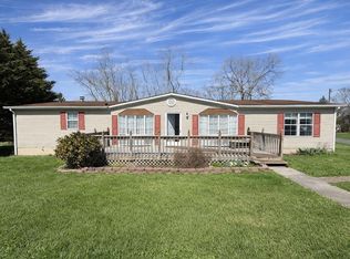387 Pea Ridge Rd, Oak Hill, WV 25901