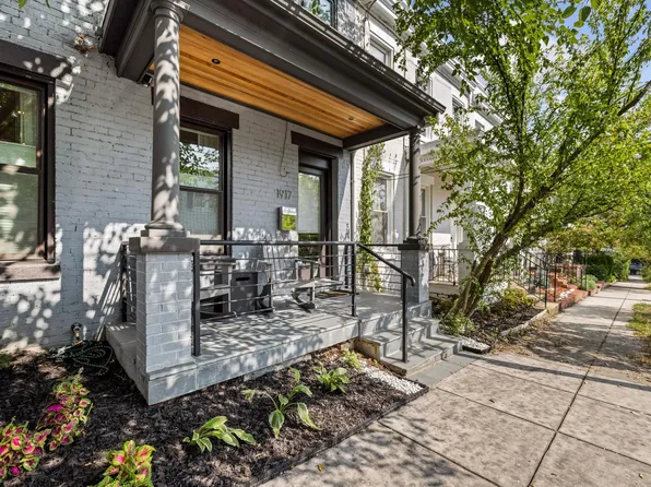 1917 35th Pl NW, Washington, DC 20007
