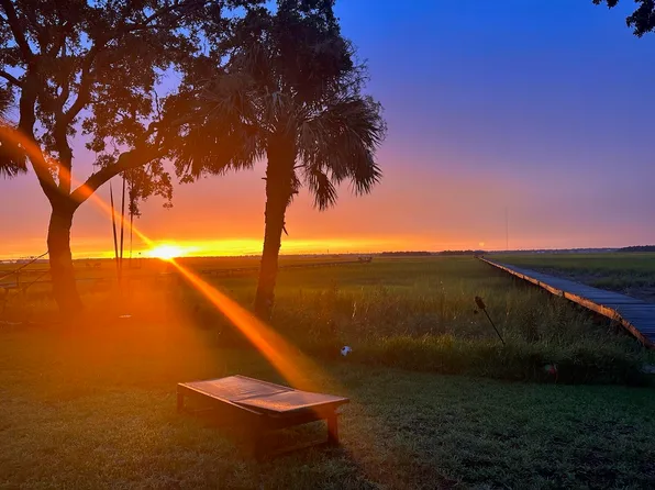 2720 Goldbug Ave #B, Sullivans Island, SC 29482