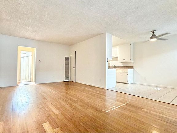 2nd image of 5635 Laurel Canyon Blvd #8