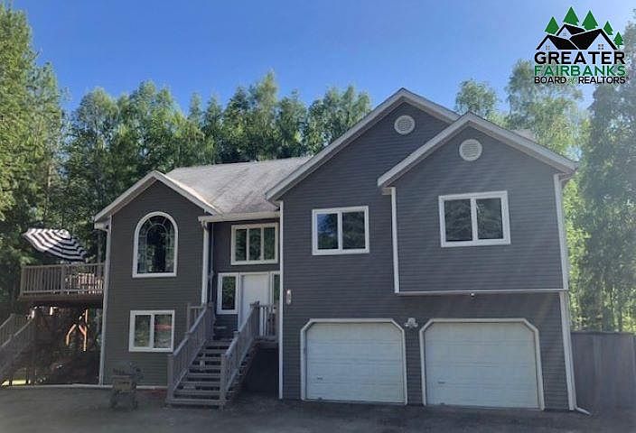 1st image of 670 Derbyshire Dr