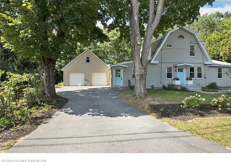 2nd image of 31 Hall Ave