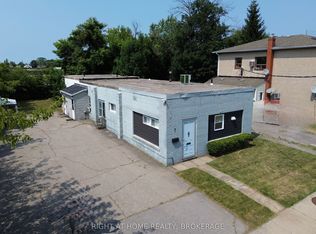 7 Beech St, Saint Catharines, ON L2R2B6