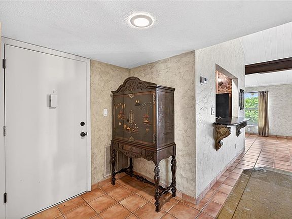 2nd image of 200 Maitland Ave APT 128