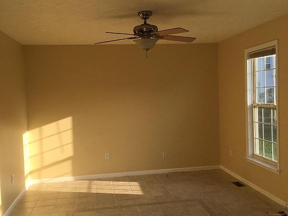 3rd image of 10106 Breawick Ct