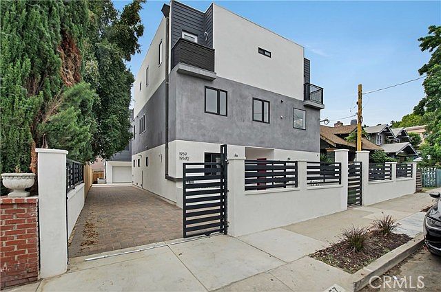 1st image of 1957 Vista Del Mar Ave #1/2