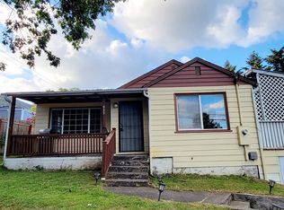 955 NE Madrona Dr, Myrtle Creek, OR 97457