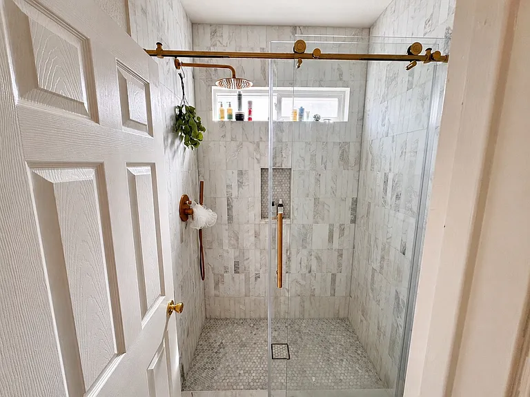 7406 Woodville Ln — Photo 13