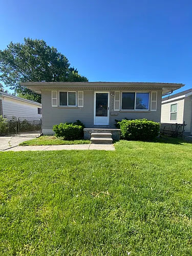 11092 Maxwell Ave Photo 1