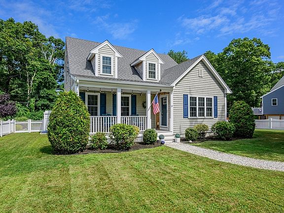 4th image of 29 Cape Cod Ave