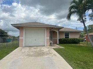 1398 W 36th St, Riviera Beach, FL 33404