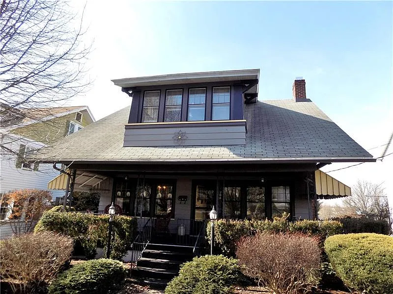 208 Braddock Ave photo 1