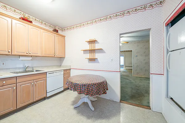 Sold by Ben Bay Realty Co. of Bay Ridge | media 7