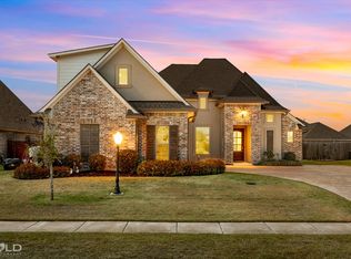 605 Dumaine Dr, Bossier City, LA 71111