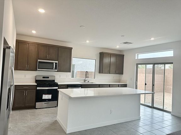 4th image of 5865 Becklow Gardend Ave