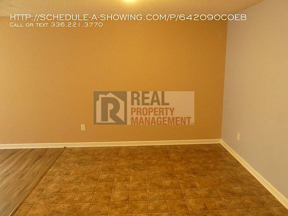 3rd image of 2116 Redwood Dr