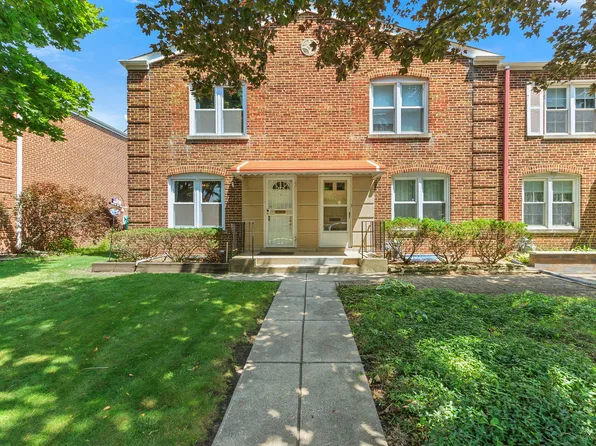 2961 Lincoln Ave, Riverside, IL 60546