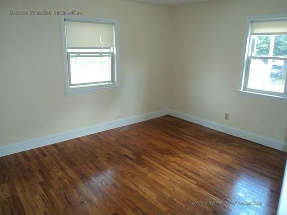 2nd image of 265 Highland Ave APT 3