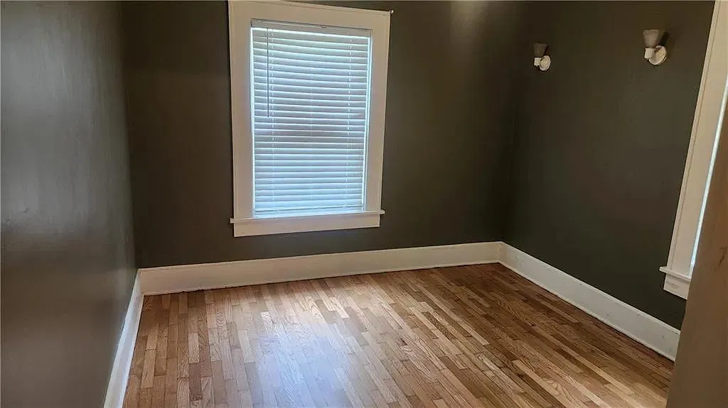 3 bed, 1198 sqft, $1,800 — Photo 3