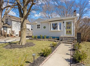 27038 Park Ct, Madison Heights, MI 48071