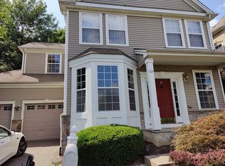 104 Overhill Dr, Parlin, NJ 08859