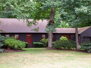21 Hampton Village Dr, Granby, CT 06035