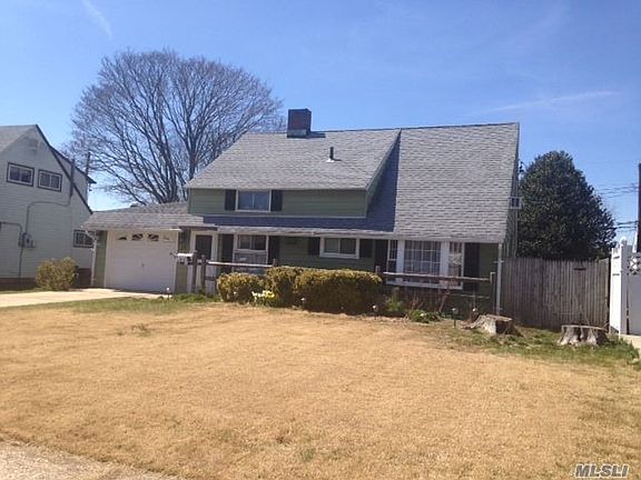 3rd image of 23 Starlight Ln