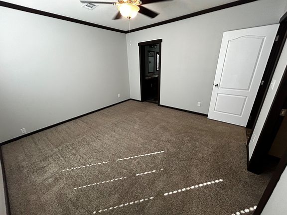 4th image of 1022 N Plaza East Blvd #220