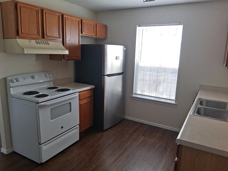 Kitchen (1)