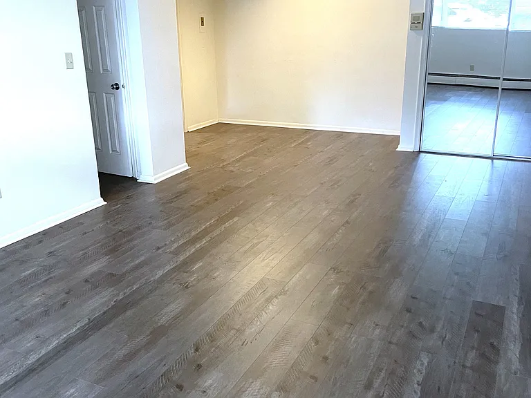 Snelling Avenue Apartments — Photo 32