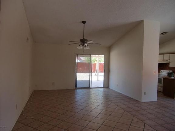 4th image of 6919 W Tuckey Ln