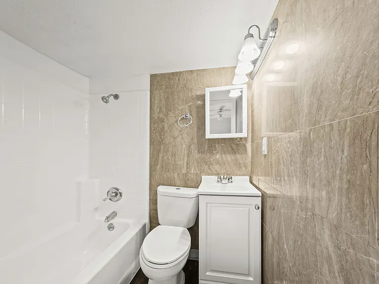 Montego Apartments — Photo 3