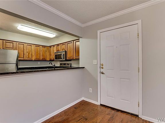 3rd image of 120 15th St E APT 411