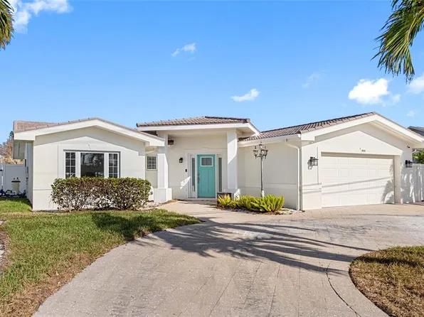 600 115th Ave, Treasure Island, FL 33706
