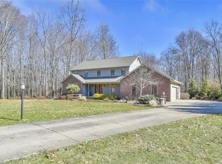 8261 Blue Heron Dr, Canfield, OH 44406