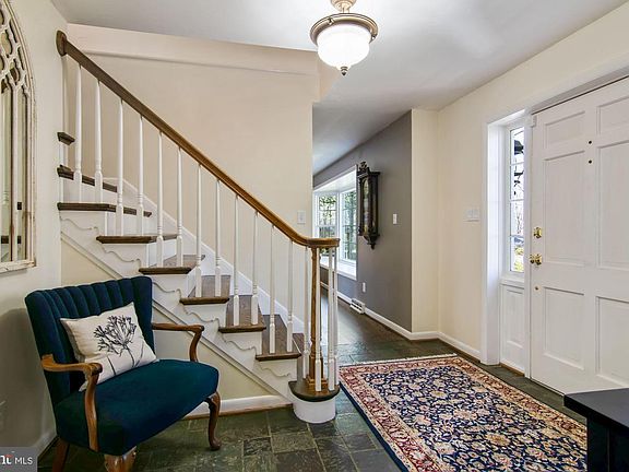 2nd image of 6355 Evangeline Ln