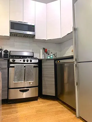 Rented by REAL New York | media 7