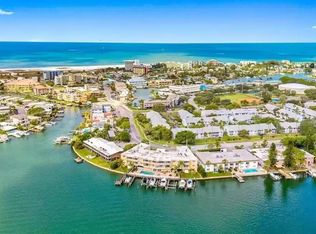 11605 3rd St E APT 305, Treasure Island, FL 33706