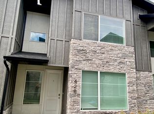 428 W 40 S, Providence, UT 84332