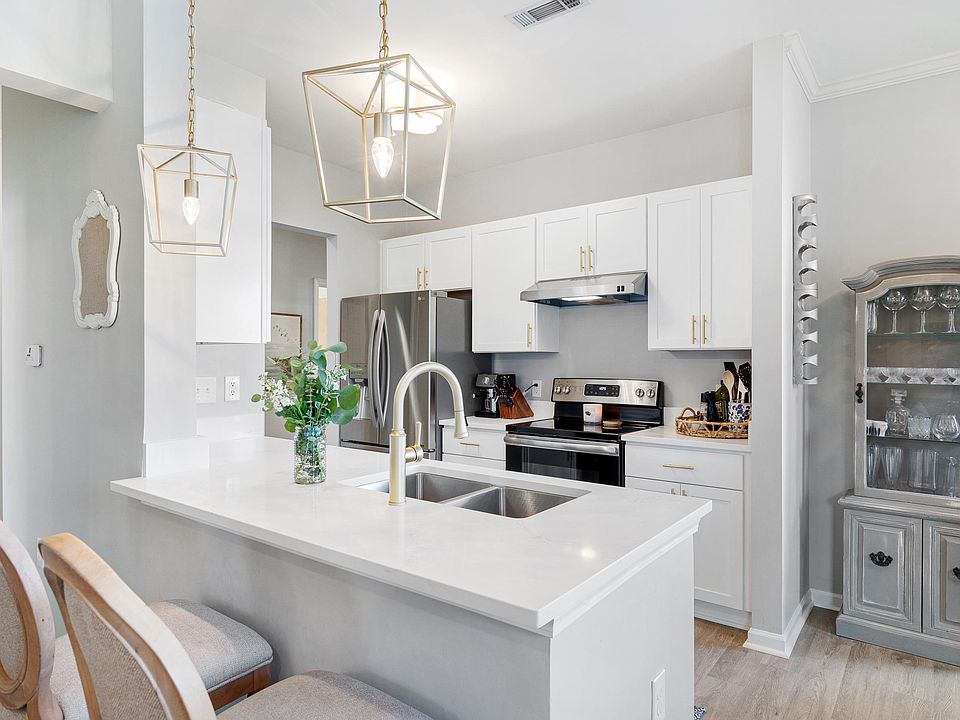 1st image of 1225 Blakeway St Unit 1105