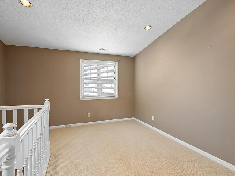8920 Eager Rd — Photo 7