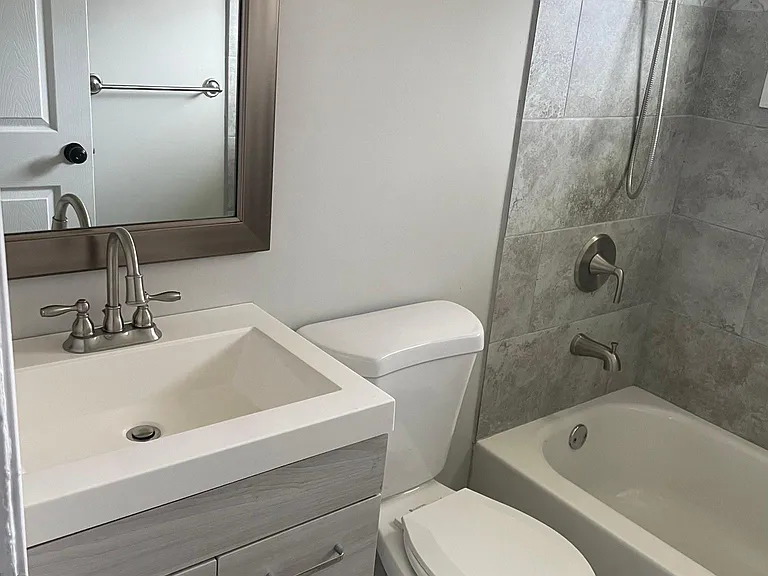 1 Keystone Ln — Photo 14