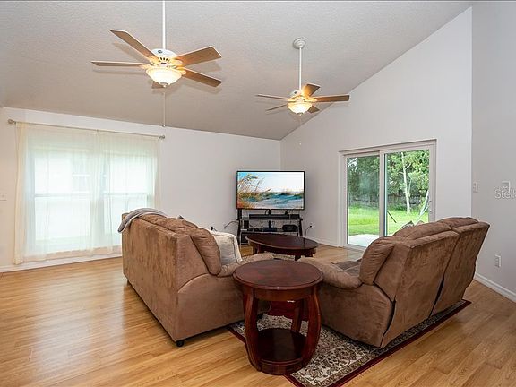 4th image of 7431 Marseille Cir