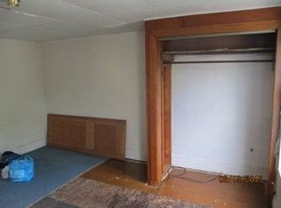 18 Earl St, Duquesne, PA 15110