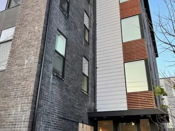 714 10th Ave E #4, Seattle, WA 98102