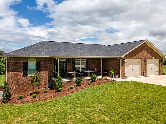 2nd image of 600 Katie Ln